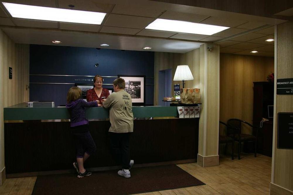 Hampton Inn Ashland Εσωτερικό φωτογραφία