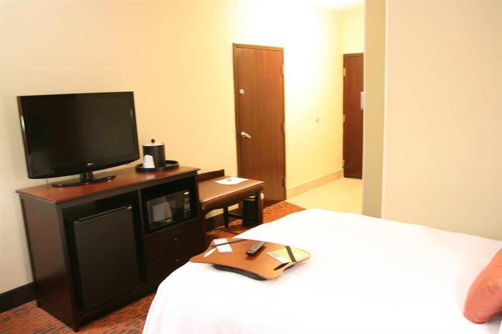 Hampton Inn Ashland Δωμάτιο φωτογραφία